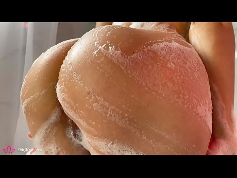 ❤️ Brunette si masturba a figa cù un vibratore per un orgasmu intensu in a doccia ️ Video cazzo  à co.milfnut-net.ru